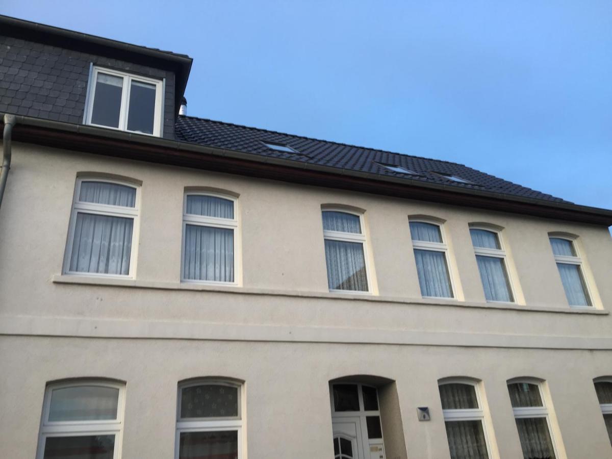 Ferienwohnung Bunte Stadt An Der Elde Grabow  エクステリア 写真