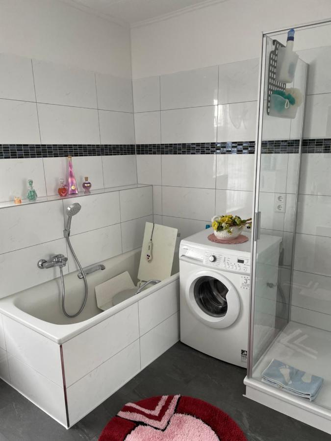 Ferienwohnung Bunte Stadt An Der Elde Grabow  エクステリア 写真